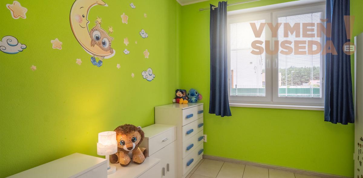 VYMEŇ SUSEDA! – 4 IZB. RODINNÝ DOM S VEĽKÝM ZÁHRADNÝM DOMČEKOM V OBĽÚBENEJ REKREAČNEJ OBLASTI, PLAVECKÝ ŠTVRTOK - VAMPÍL