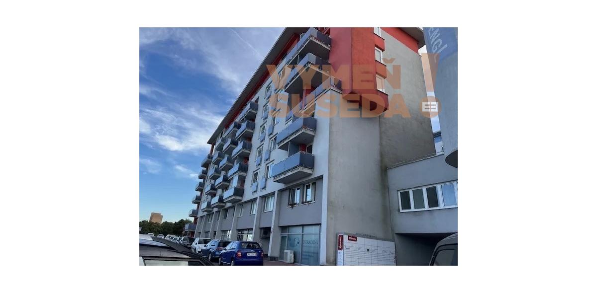 VYMEŇ SUSEDA! – VÝNIMOČNÝ 2 IZB. ZARIADENÝ BYT S LOGGIOU A BALKÓNOM, SUMBALOVA UL., BA IV, KARLOVA VES,