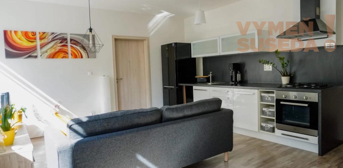 VYMEŇ SUSEDA! – VÝNIMOČNÝ 2 IZB. BYT, MARTINA GRANCA UL. BRATISLAVA IV, DÚBRAVKA