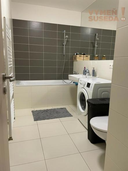 VYMEŇ SUSEDA! – VÝNIMOČNÝ 2 IZB. BYT, MARTINA GRANCA UL. BRATISLAVA IV, DÚBRAVKA