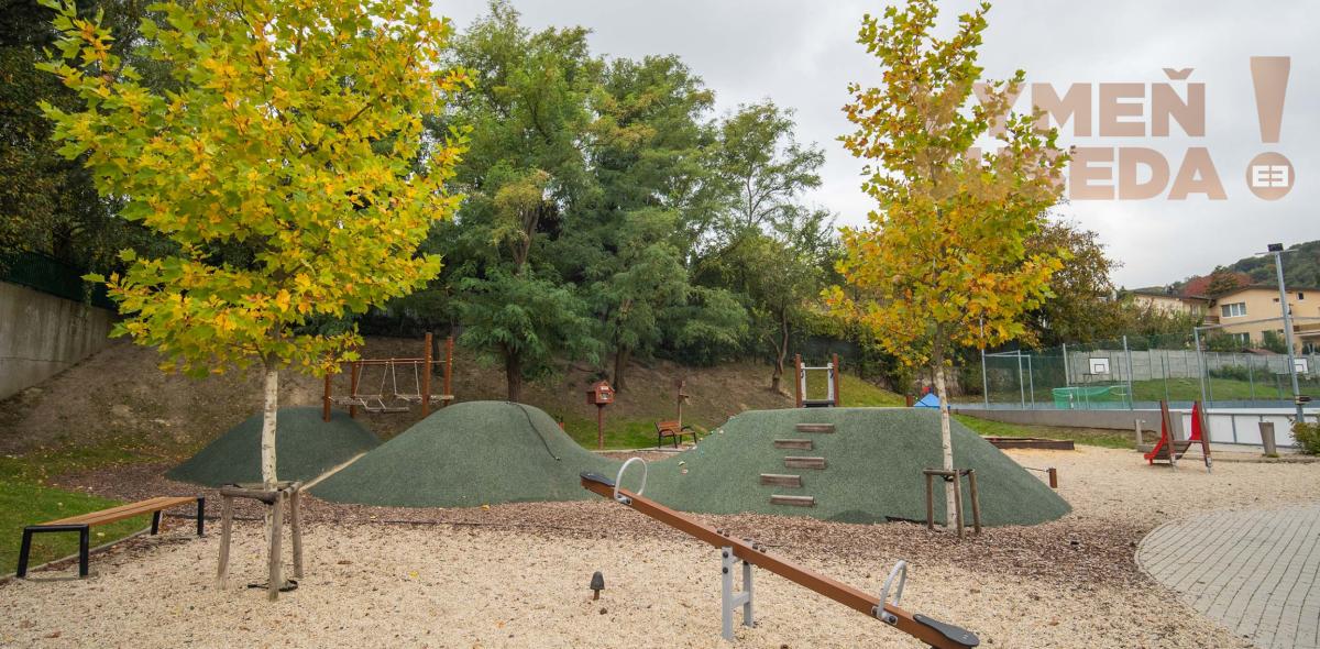 VYMEŇ SUSEDA! - VÝNIMOČNÝ 2 IZB. ZREKONŠTRUOVANÝ EŠTE NEOBÝVANÝ BYT s LOGGIOU, VYHĽADÁVANÁ LOKALITA DÚBRAVKA, BUJNÁKOVA UL., BA IV.
