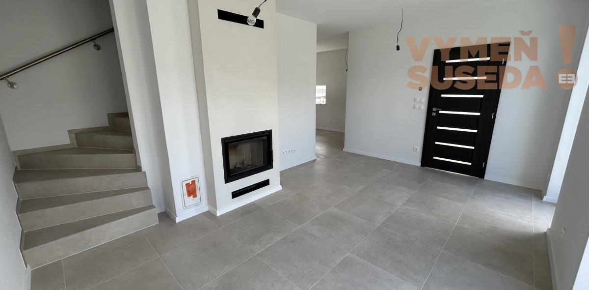 VYMEŇ SUSEDA! - Nadštandartný 3 izbový byt so záhradou v Dunajskej lužnej