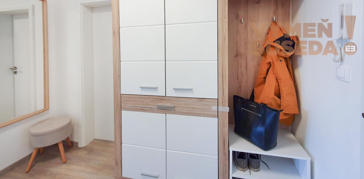 REZERVOVANÉ - Výnimočný 2 IZB. BYT s balkónom, zariadená NOVOSTAVBA ,veľká pivnica a parking, Devínka pod Lesom