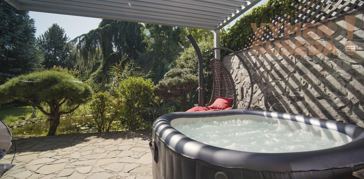 VYMEŇ SUSEDA! – PONÚKAME NA PREDAJ VÝNIMOČNÝ 5 IZBOVÝ RODINNÝ DOM, STUPAVA.