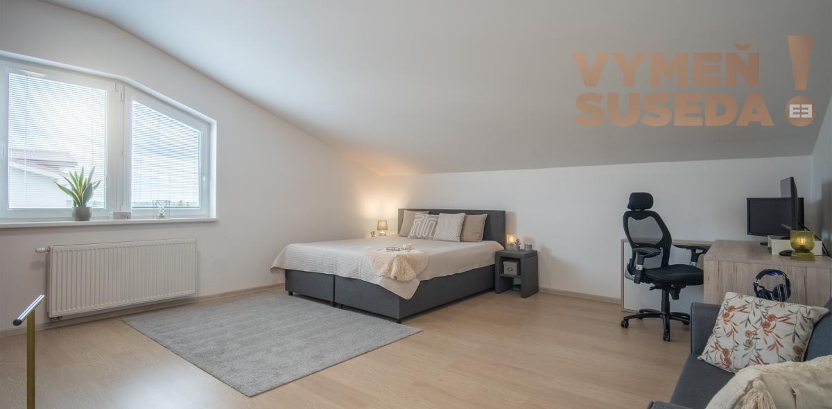 VYMEŇ SUSEDA! – 3 izb. veľkometrážny byt 145m2 v pokojnej lokalite len 10km od Bratislavy v Miloslavove, Agátova ulica.