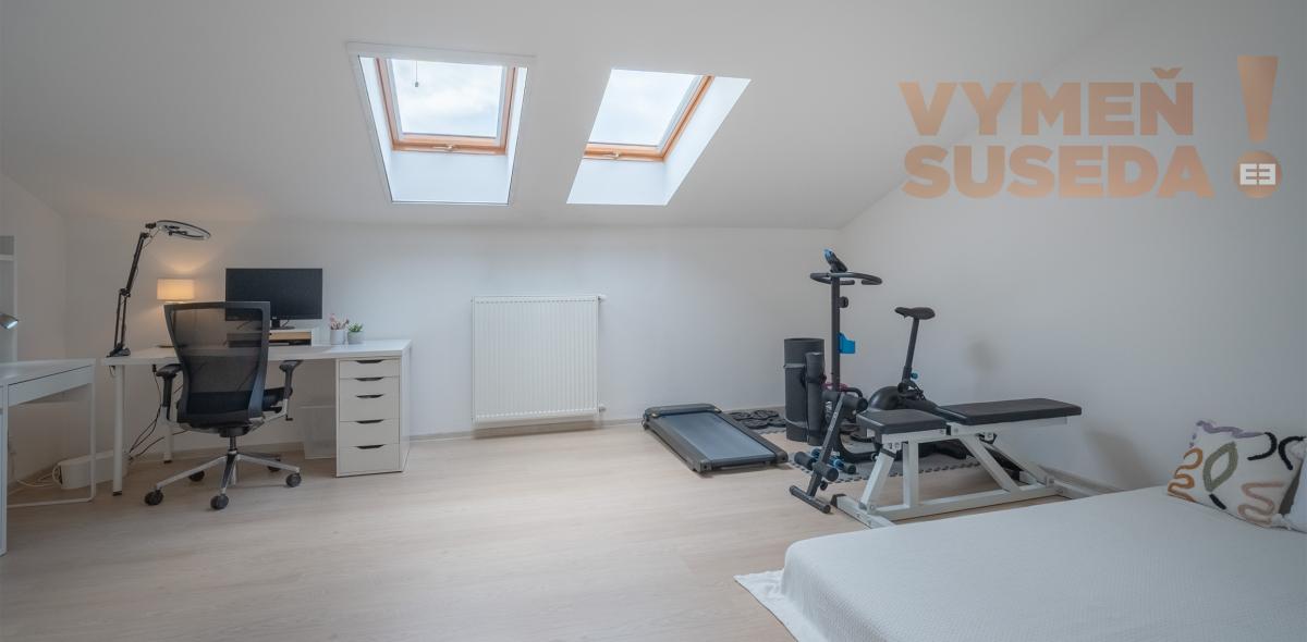 VYMEŇ SUSEDA! – 3 izb. veľkometrážny byt 145m2 v pokojnej lokalite len 10km od Bratislavy v Miloslavove, Agátova ulica.