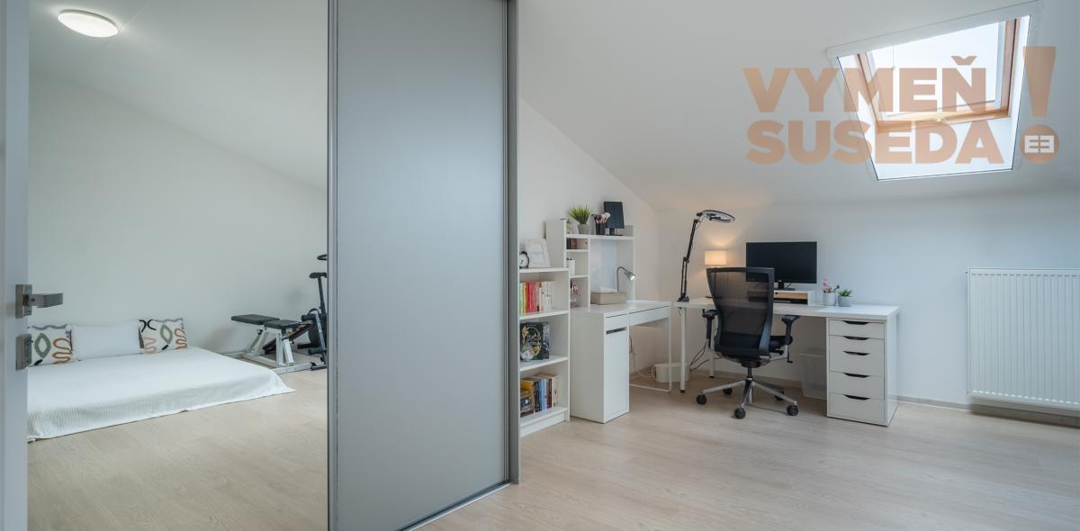 VYMEŇ SUSEDA! – 3 izb. veľkometrážny byt 145m2 v pokojnej lokalite len 10km od Bratislavy v Miloslavove, Agátova ulica.