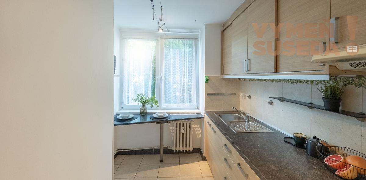 VYMEŇ SUSEDA! - VÝNIMOČNÝ TEHLOVÝ 3 IZB. BYT, PRIEVOZSKÁ UL., BA II, NIVY.