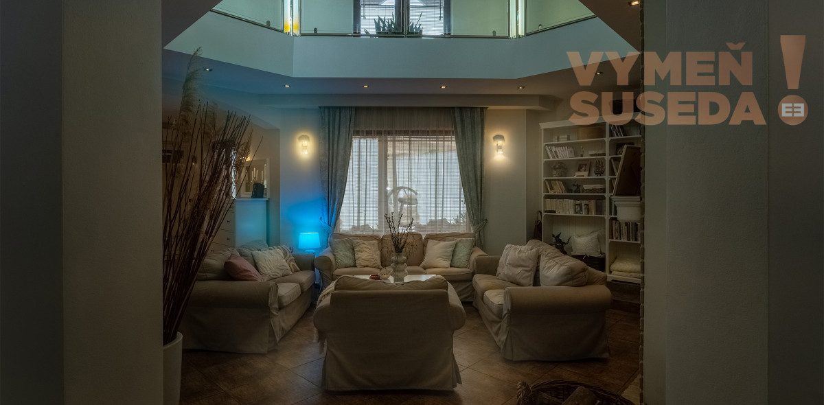 VYMEŇ SUSEDA! – NÍZKOENERGETICKÝ NADŠTANDARDNÝ RODINNÝ DOM KOMPLETNE ZARIADENÝ 306 M2 NA POZEMKU 10á S VÝNIMOČNOU POLOHOU, DUNAJSKÁ STREDA, ul. Sándora Petöfiho