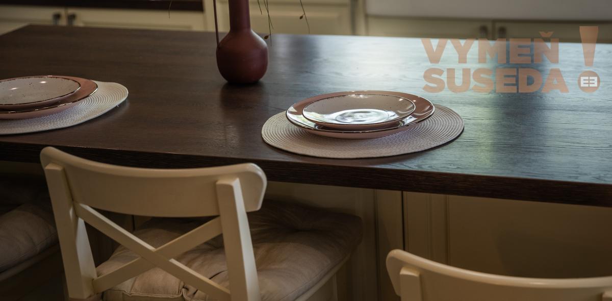 VYMEŇ SUSEDA! – NÍZKOENERGETICKÝ NADŠTANDARDNÝ RODINNÝ DOM KOMPLETNE ZARIADENÝ 306 M2 NA POZEMKU 10á S VÝNIMOČNOU POLOHOU, DUNAJSKÁ STREDA, ul. Sándora Petöfiho