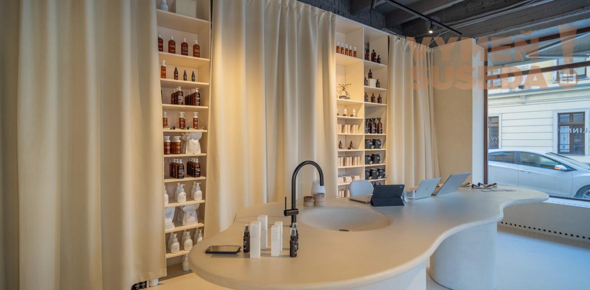 ESTATE INVEST! - VÝNIMOČNÝ KOMERČNÝ PRIESTOR v srdci Starého Mesta – roh Dunajskej a Klemensovej ulice, BA I – Staré mesto.