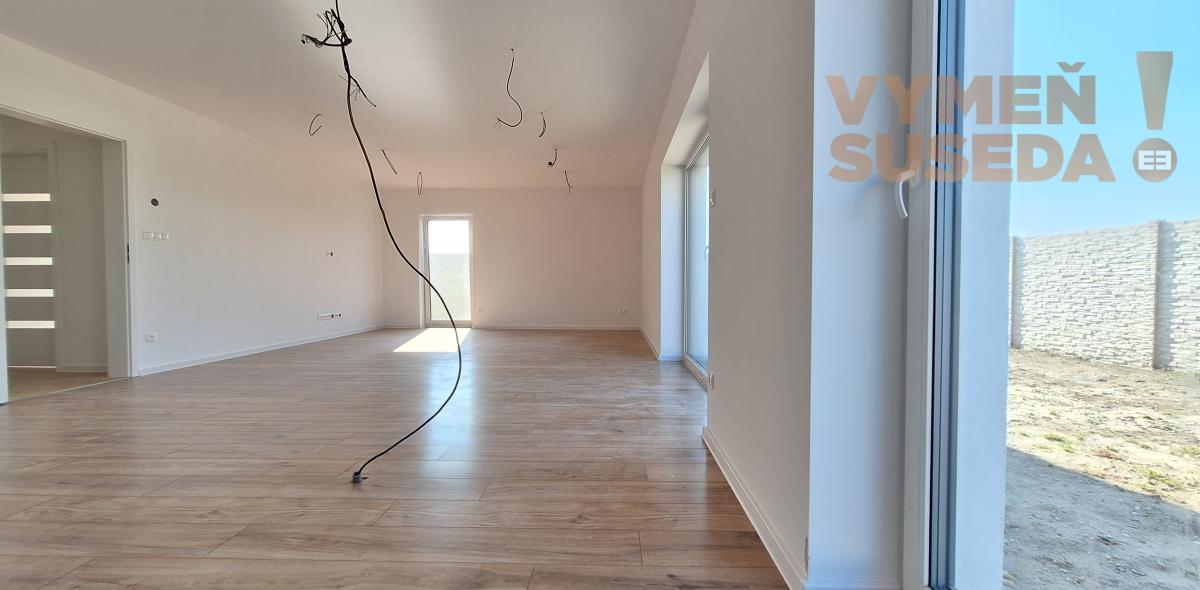 Rezervované! - VYMEŇ SUSEDA! - VÝNIMOČNÝ 4 IZB. RD - NOVOSTAVBA v ŠTADARDE, HRUBÁ BORŠA.