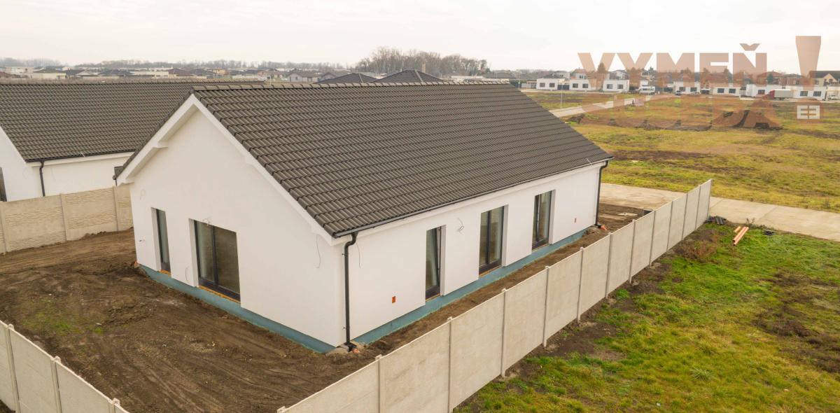 Rezervované! - VYMEŇ SUSEDA! - VÝNIMOČNÝ 4 IZB. RD - NOVOSTAVBA v ŠTADARDE, HRUBÁ BORŠA.