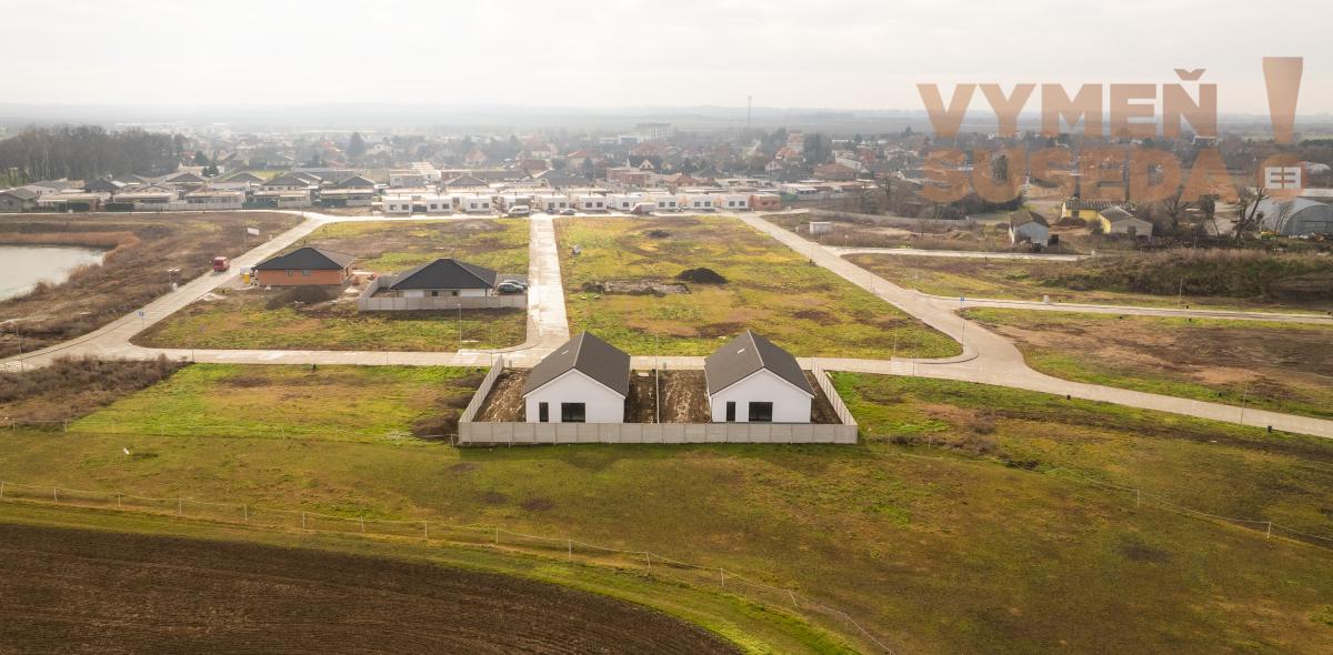 Rezervované! - VYMEŇ SUSEDA! - VÝNIMOČNÝ 4 IZB. RD - NOVOSTAVBA v ŠTADARDE, HRUBÁ BORŠA.