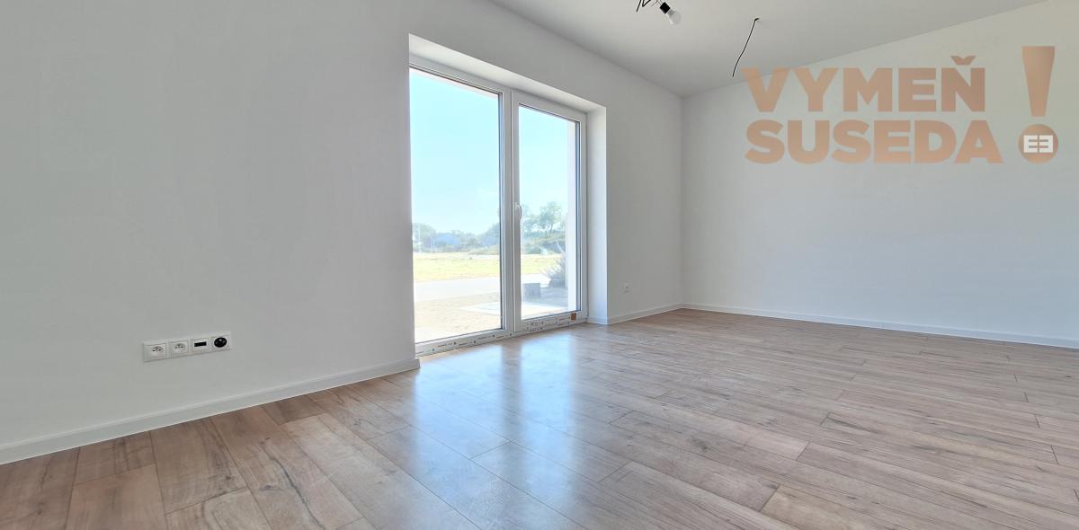 Rezervované! - VYMEŇ SUSEDA! - VÝNIMOČNÝ 4 IZB. RD - NOVOSTAVBA v ŠTADARDE, HRUBÁ BORŠA.