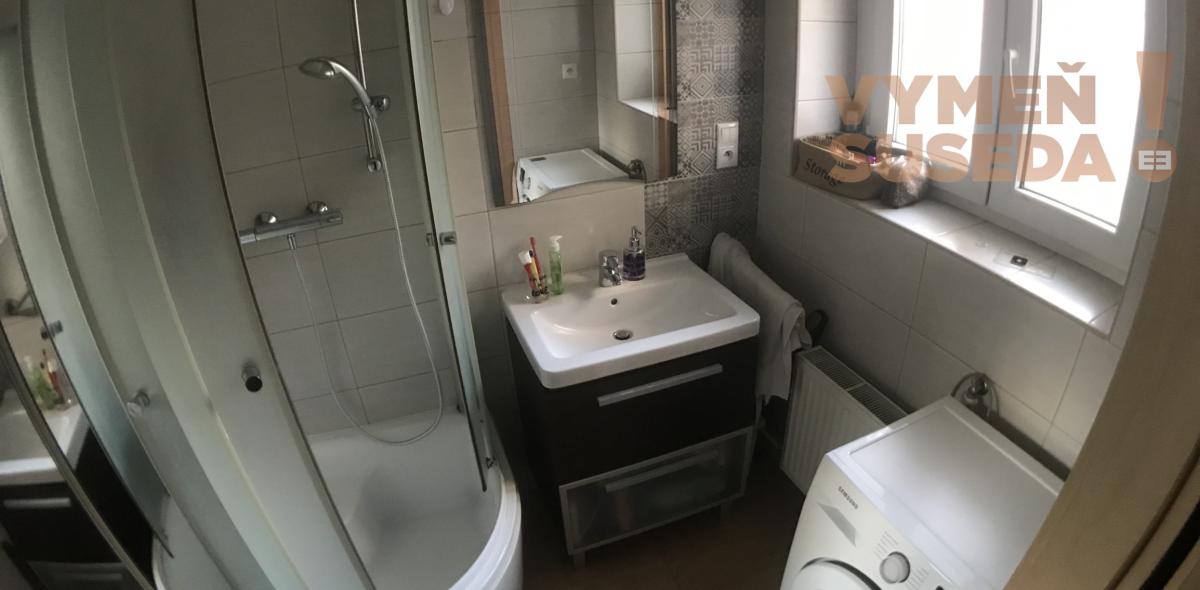 VYMEŇ SUSEDA! - VÝNIMOČNÝ 1 IZB. KOMPLETNE ZREKONŠTRUOVANÝ, ZARIADENÝ BYT, Kalinčiakova ul.