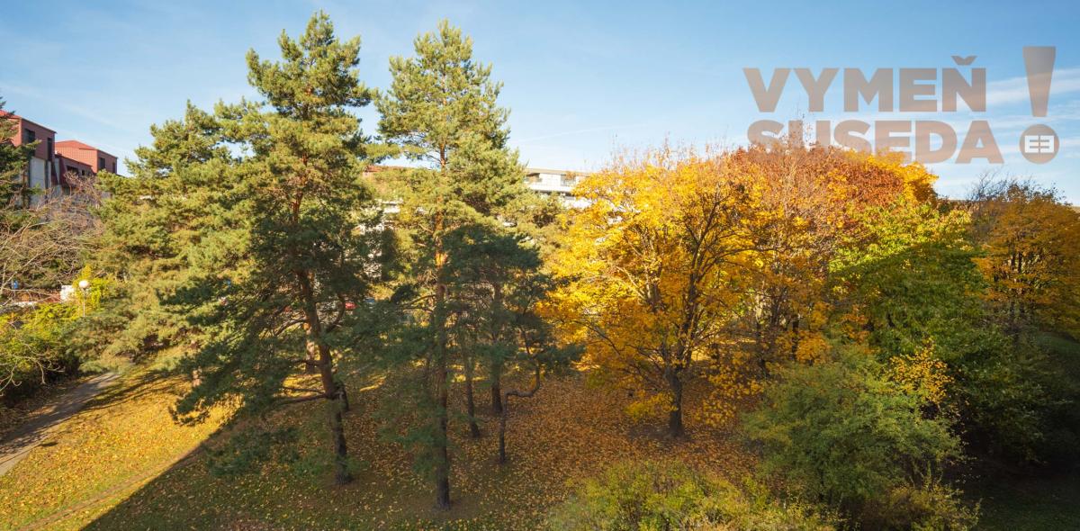 VYMEŇ SUSEDA! - VÝNIMOČNÝ 3 IZB. BYT S DVOMI LOGGIAMI, VYHĽADÁVANÁ LOKALITA PRI VINOHRADOCH A LESE, BA III, KARPATSKÉ NÁMESTIE, RAČA.