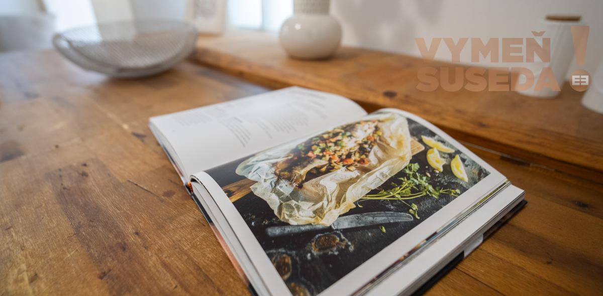 VYMEŇ SUSEDA! – PONÚKAME NA PREDAJ VÝNIMOČNÝ RODINNÝ DOM PRI KOSTOLE a ZÁMOCKÉHO PARKU, KALVÁRSKA UL., STUPAVA .