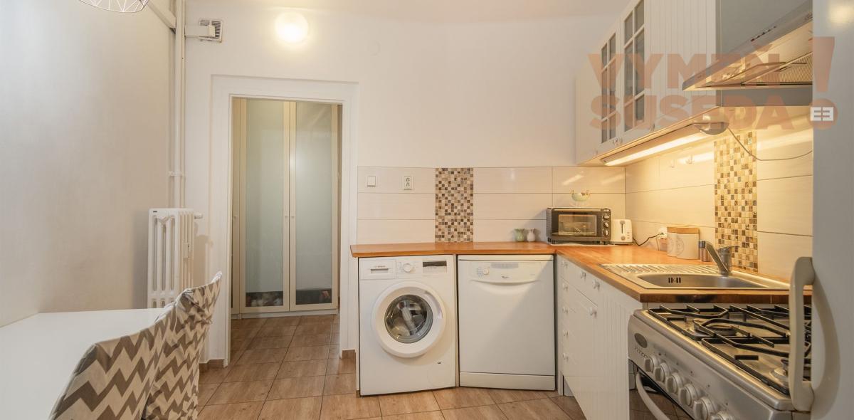 VYMEŇ SUSEDA! – NA PREDAJ VÝNIMOČNÝ 2 IZBOVÝ BYT V SRDCI BRATISLAVY – M.Č. STARÉ MESTO /ŠPITÁLSKA ULICA