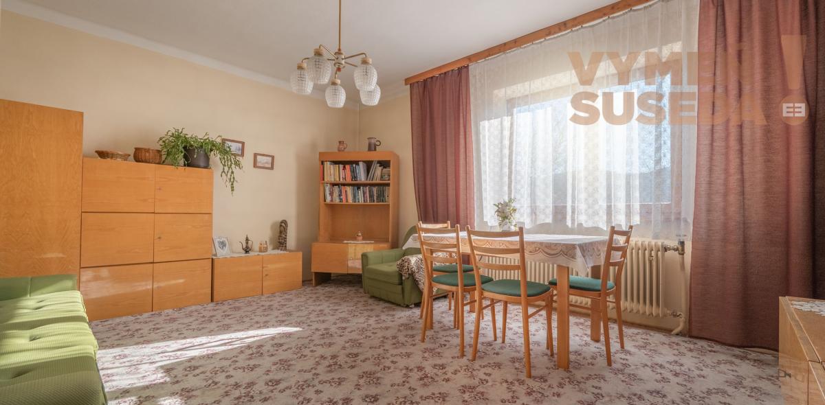 VYMEŇ SUSEDA! - Na predaj pekný 4 izbový rodinný dom v obci Slovenká Ľupča – pri meste Banská Bystrica