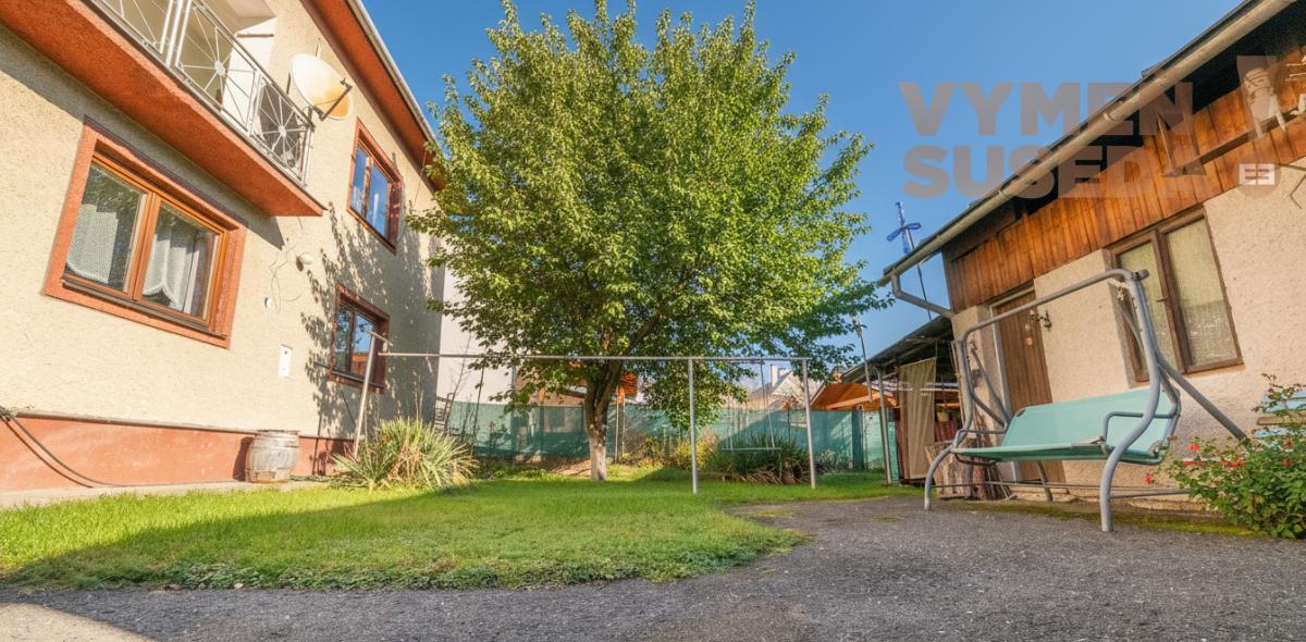 VYMEŇ SUSEDA! - Na predaj pekný 4 izbový rodinný dom v obci Slovenká Ľupča – pri meste Banská Bystrica