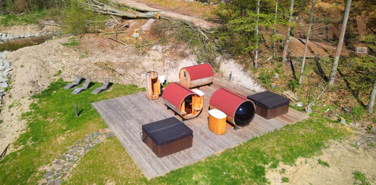 VYMEŇ SUSEDA! – Na predaj exkluzívny 2 izbový apartmán v ikonickom rezorte Evergreen Tále