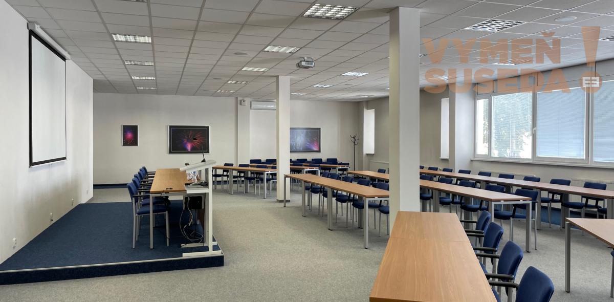 VYMEŇ SUSEDA! - PRENÁJOM ADMINISTRATÍVNYCH / KANCELÁRSKYCH PRIESTOROV v Bratislave (Petržalke) na Kopčianskej ulici s možnosťou parkovacieho státia.