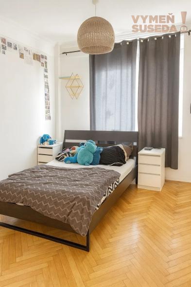 VYMEŇ SUSEDA! – VÝNIMOČNÝ 2 IZB. ZARIADENÝ BYT, PLZENSKÁ, BA III, NOVÉ MESTO