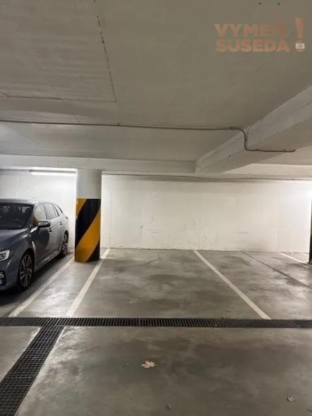 VYMEŇ SUSEDA! – VÝNIMOČNÝ 2 IZB. ZARIADENÝ BYT S DVOMA TERASAMI A GARÁŽOVÝM STÁTÍM, PRI STRELNICI, BA II, RUŽINOV