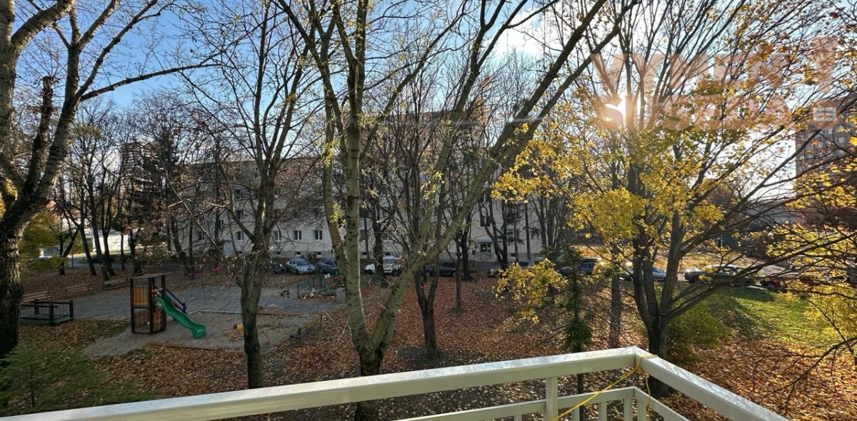 VYMEŇ SUSEDA! – VÝNIMOČNÝ 2 IZB. ZARIADENÝ BYT S BALKÓNOM, OČOVSKÁ, BA V, PETRŽALKA