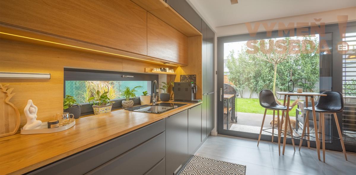 VYMEŇ SUSEDA! - Výnimočný, 4 izb. RD - NOVOSTAVBA, Inteligentná domácnosť, zariadený vo vysokom štandarde, TRNÁVKA - BA II.