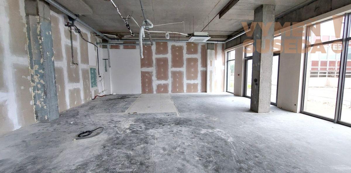 VYMEŇ SUSEDA – TOP prízemný obchodný priestor na prenájom - OMNIA -Ružinov /106m2/ + 2x parkovacie miesto