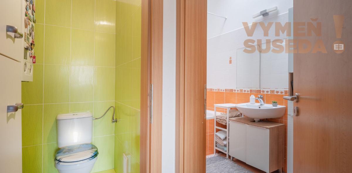 VYMEŇ SUSEDA! - Luxusné bývanie s atmosférou rodinného domu – 4-izbový mezonet so záhradou |Dunajská Lužná