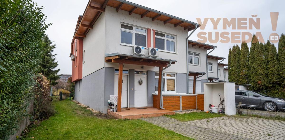 VYMEŇ SUSEDA! - Luxusné bývanie s atmosférou rodinného domu – 4-izbový mezonet so záhradou |Dunajská Lužná