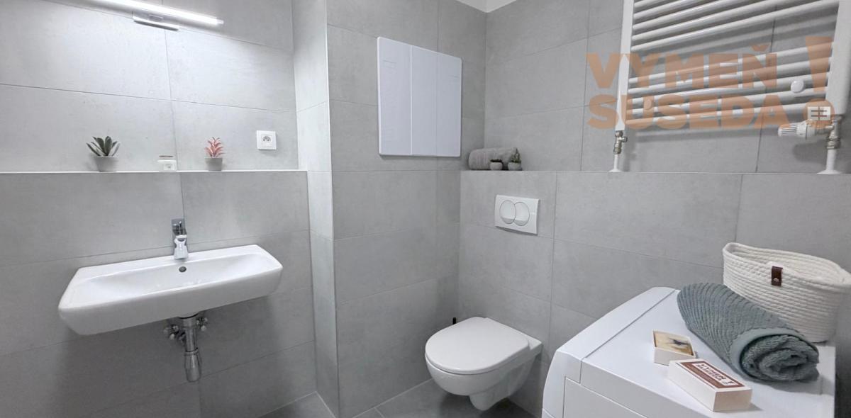 VYMEŇ SUSEDA! - 2-izbový byt s predzáhradkou v novostavbe Rendez - Ul. Eduarda Wenzla, BA III. Rača