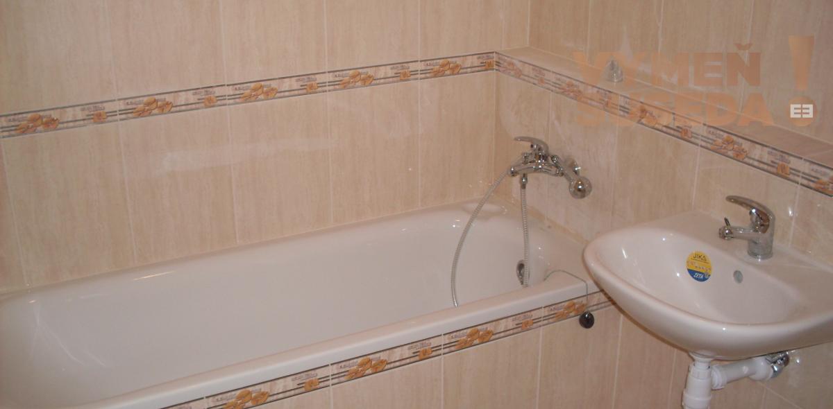 VYMEŇ SUSEDA! - Prenájom 3-izbového bytu – Agátová ulica, Dúbravka