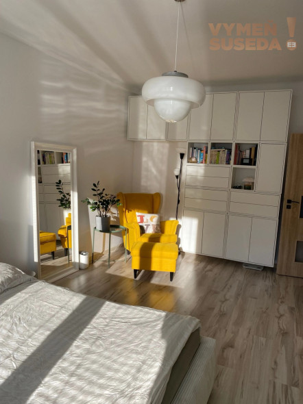 VYMEŇ SUSEDA! - VÝNIMOČNÝ 2 IZB. BYT, SIBÍRSKA, BRATISLAVA III, NOVÉ MESTO, PET FRIENDLY,