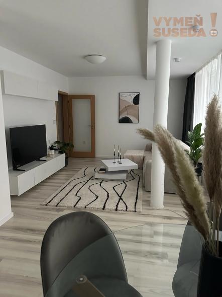 VYMEŇ SUSEDA! - VÝNIMOČNÝ 2 IZB. BYT S BAZÉNOM A ZÁHRADOU, DOLNÁ, BRATISLAVA I, STARÉ MESTO,