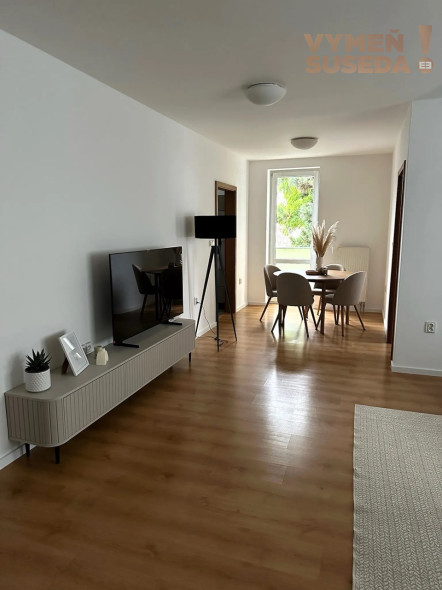 VYMEŇ SUSEDA! - VÝNIMOČNÝ 4 IZB. MEZONET S BALKÓNOM, BAZÉNOM A ZÁHRADOU, DOLNÁ, BRATISLAVA I, STARÉ MESTO,