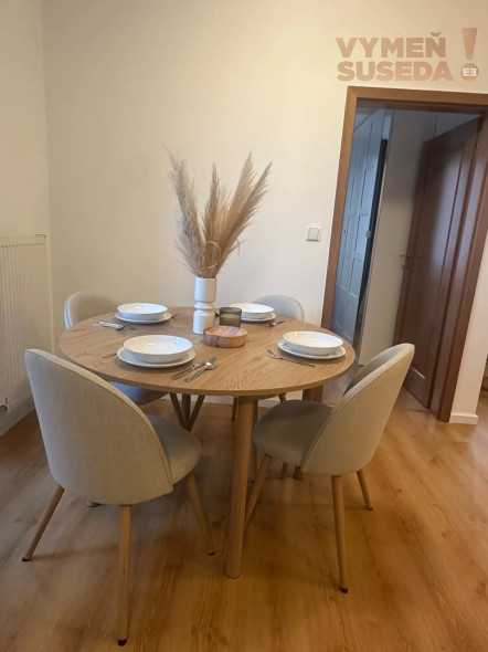 VYMEŇ SUSEDA! - VÝNIMOČNÝ 4 IZB. MEZONET S BALKÓNOM, BAZÉNOM A ZÁHRADOU, DOLNÁ, BRATISLAVA I, STARÉ MESTO,