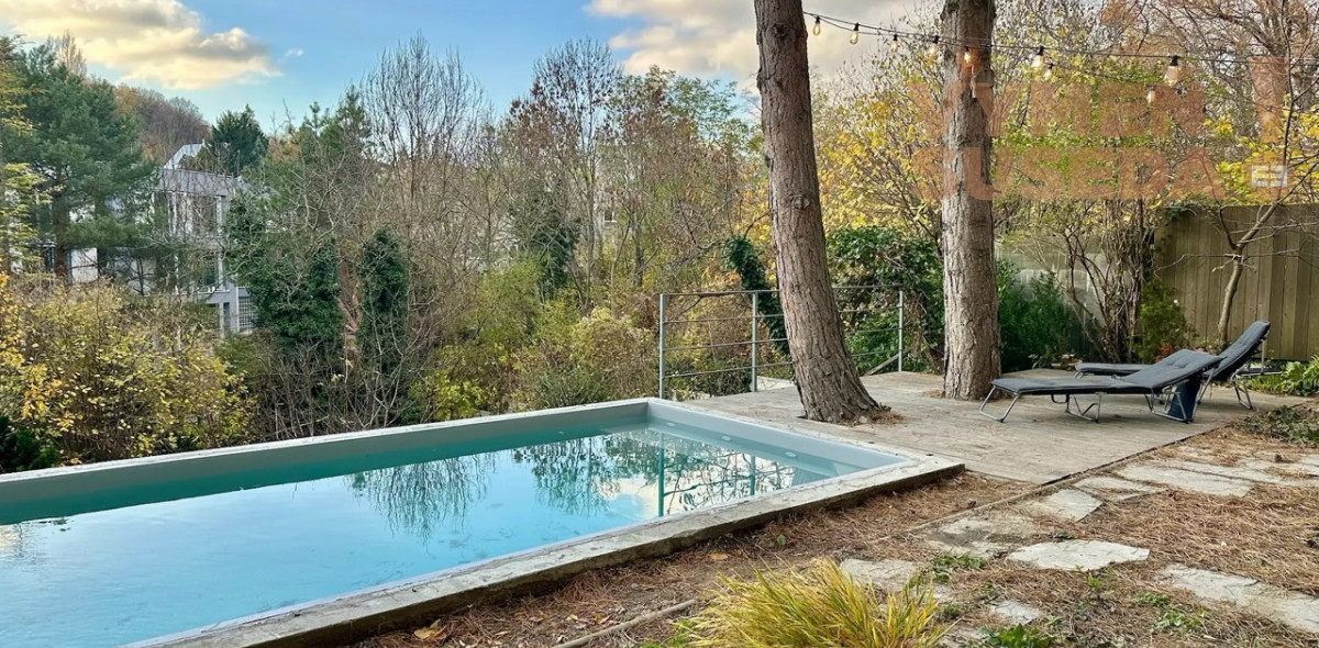 VYMEŇ SUSEDA! - VÝNIMOČNÝ 4 IZB. MEZONET S BALKÓNOM, BAZÉNOM A ZÁHRADOU, DOLNÁ, BRATISLAVA I, STARÉ MESTO,