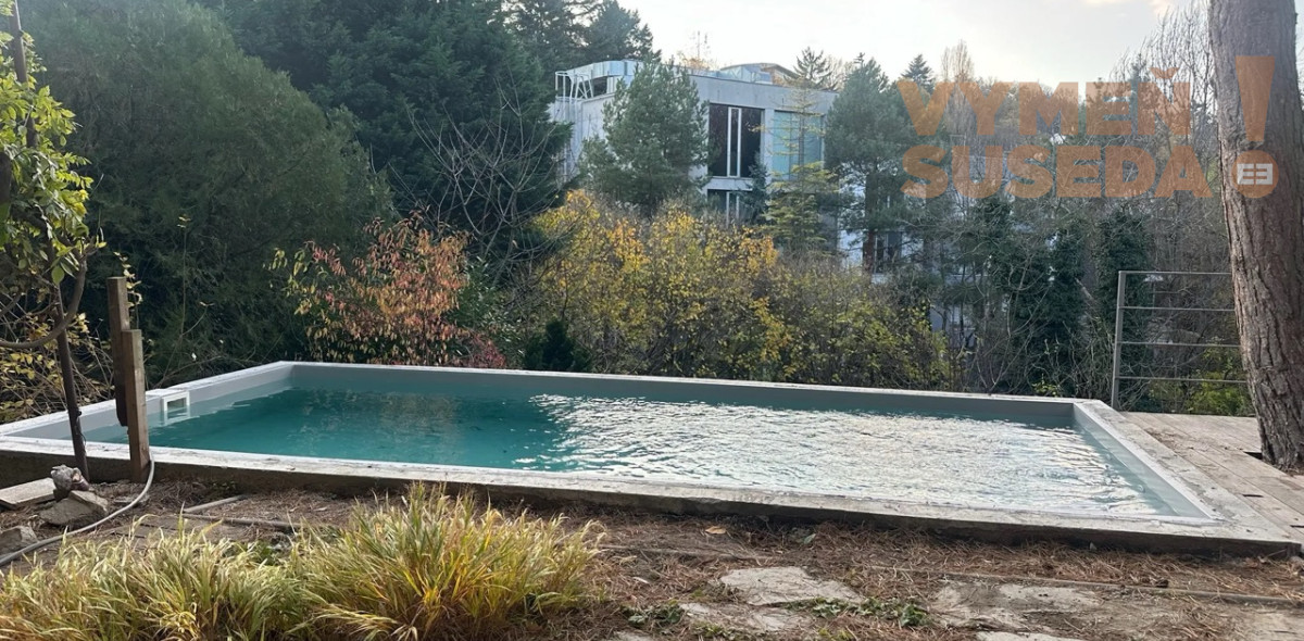 VYMEŇ SUSEDA! - VÝNIMOČNÝ 4 IZB. MEZONET S BALKÓNOM, BAZÉNOM A ZÁHRADOU, DOLNÁ, BRATISLAVA I, STARÉ MESTO,