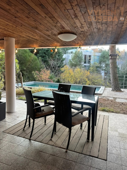 VYMEŇ SUSEDA! - VÝNIMOČNÝ 4 IZB. MEZONET S BALKÓNOM, BAZÉNOM A ZÁHRADOU, DOLNÁ, BRATISLAVA I, STARÉ MESTO,