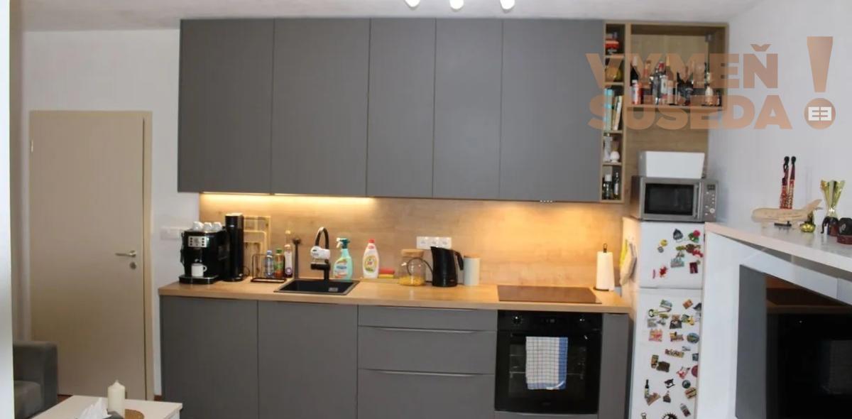 VYMEŇ SUSEDA! – VÝNIMOČNÝ 2 IZB. ZARIADENÝ BYT S BALKÓNOM, KRESÁNKOVA, BA IV, KARLOVA VES,