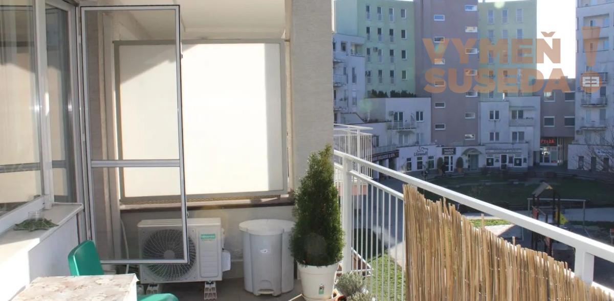 VYMEŇ SUSEDA! – VÝNIMOČNÝ 2 IZB. ZARIADENÝ BYT S BALKÓNOM, KRESÁNKOVA, BA IV, KARLOVA VES,