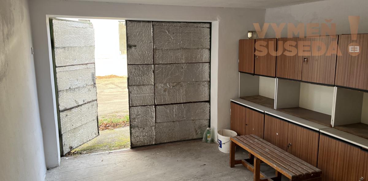 VYMEŇ SUSEDA! PONUKAME NA PREDAJ SAMOSTATNÚ GARÁŽ 22.75m2, STUPAVA