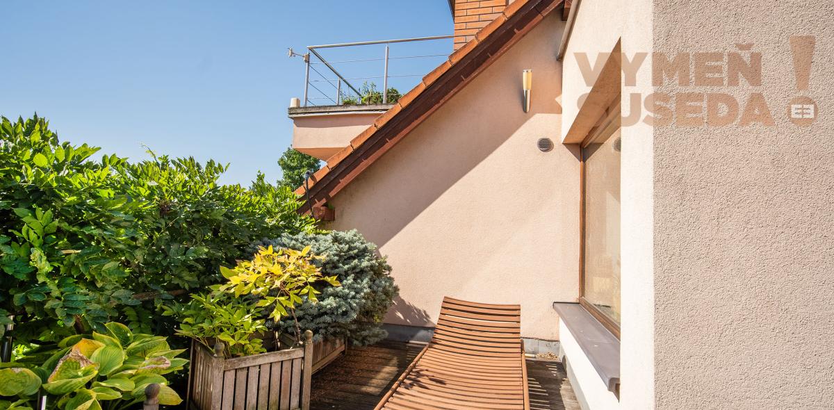 VYMEŇ SUSEDA! – PONÚKAME NA PREDAJ VÝNIMOČNÝ 5 IZBOVÝ RODINNÝ DOM, STUPAVA.