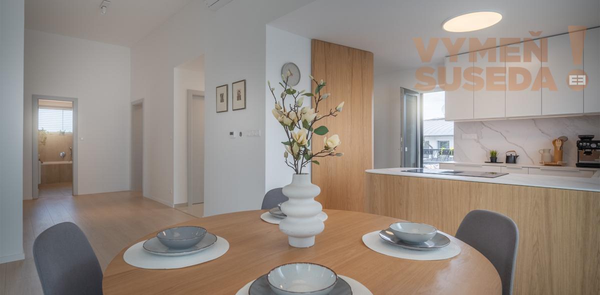 VYMEŇ SUSEDA! - Výnimočný, 4 izb. byt s terasou, vysokými stropmi, pozemkom, zariadený vo vysokom štandarde, NOVOSTAVBA, LOZORNO.