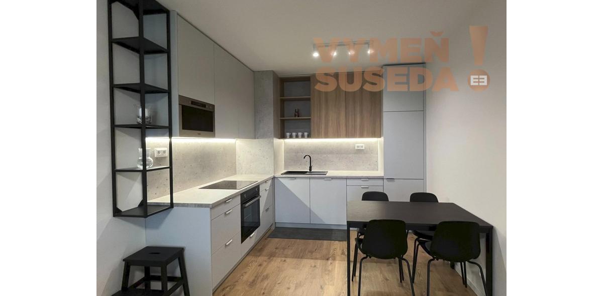 VYMEŇ SUSEDA! – VÝNIMOČNÝ KLIMATIZOVANÝ 2 IZB.  BYT S DVOMA BALKÓNMI , LABUTIA UL., BA V, PETRŽALKA