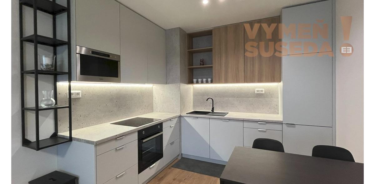 VYMEŇ SUSEDA! – VÝNIMOČNÝ KLIMATIZOVANÝ 2 IZB.  BYT S DVOMA BALKÓNMI , LABUTIA UL., BA V, PETRŽALKA